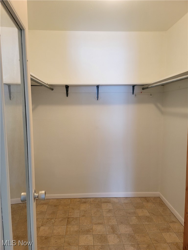 3066 Kent Road, Unit 110 Stow, OH 44224 - Photo 11 of 18 Walk in closet