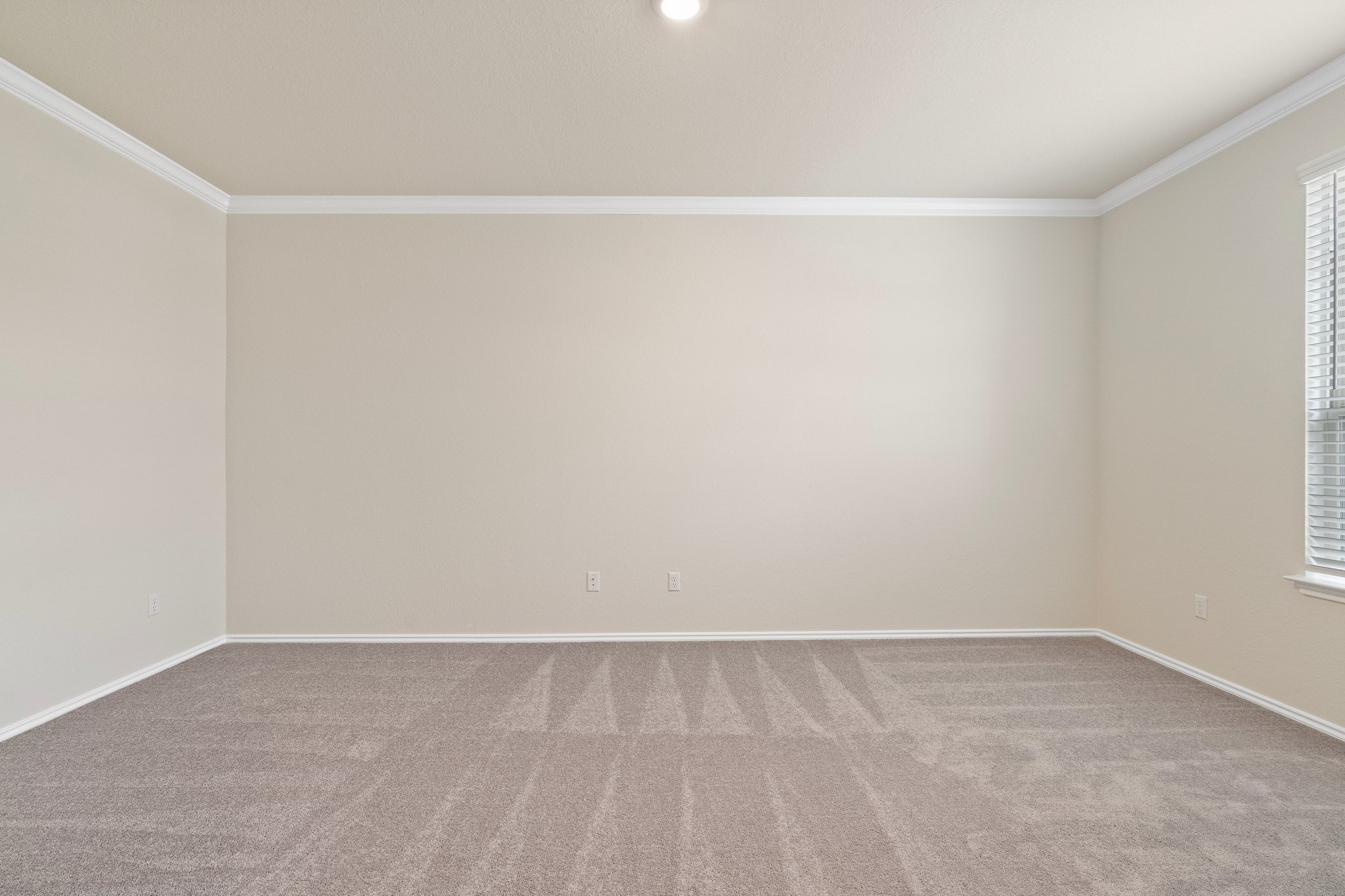 141 Onna Street Taylor, TX 76574 - Photo 4 of 26