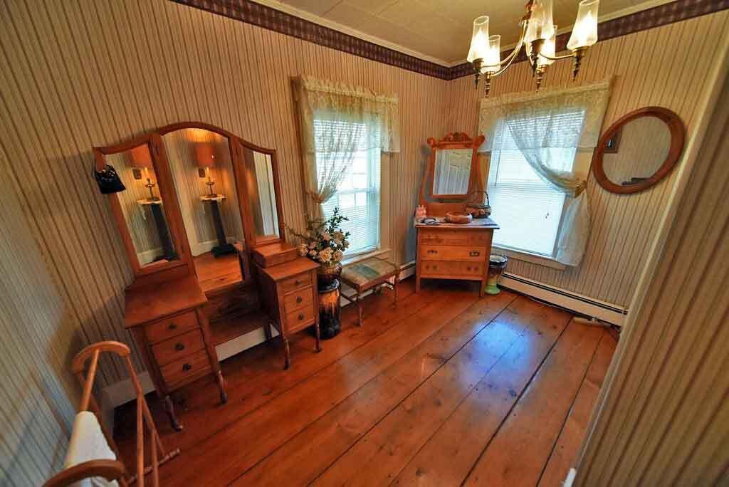 188 Hodgdon Mills Road Hodgdon, ME 04730 - Photo 33 of 57 3rd-bedroom-hodgdon-home