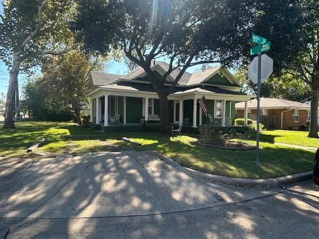 $1,850 | 1108 11th Street, Plano, TX 75074