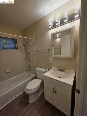 $1,250,000 | 9716 Mountain Boulevard, Oakland, CA 94605