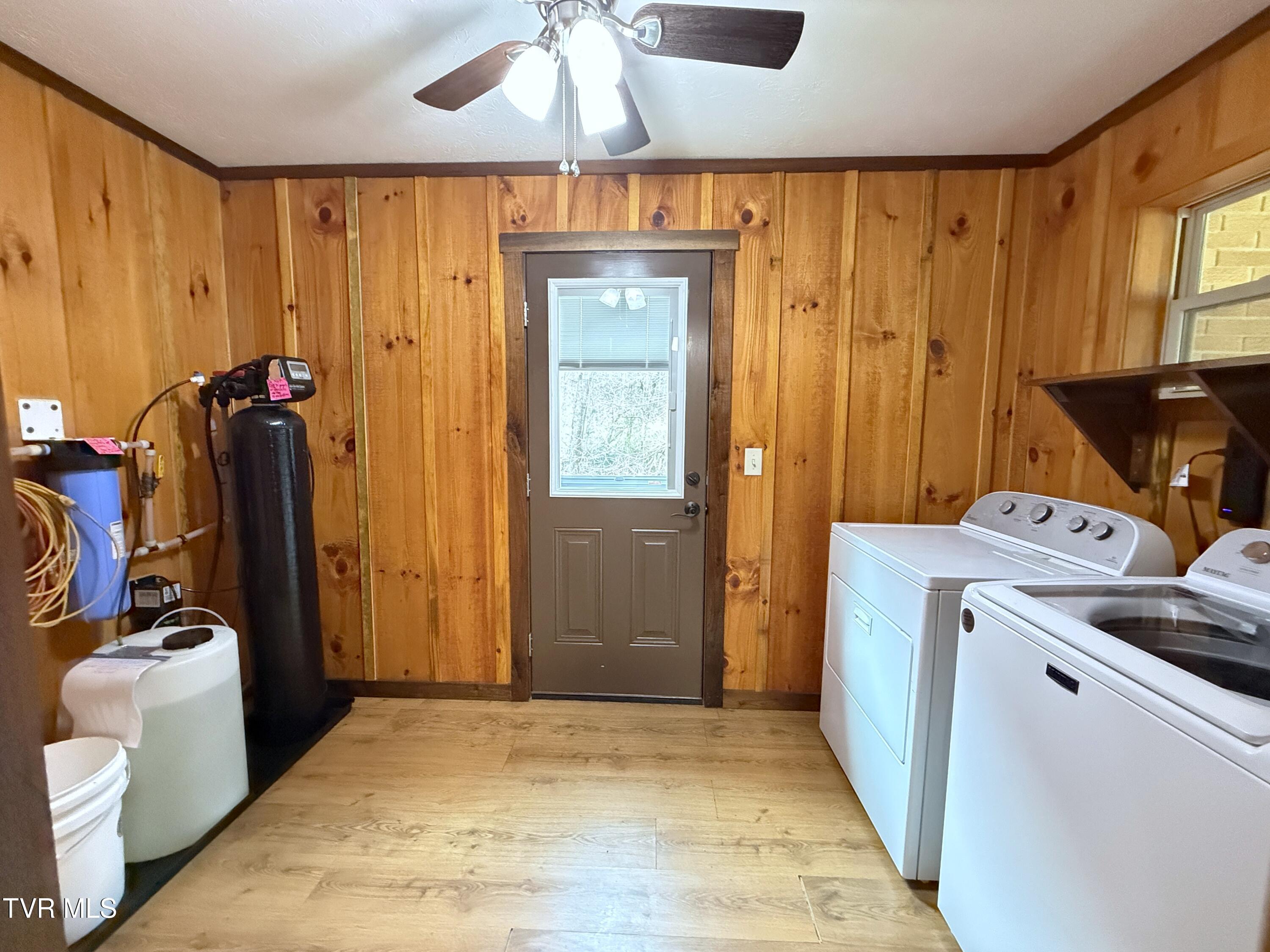 1059 Blue Mill Road Del Rio, TN 37727 - Photo 11 of 27 10