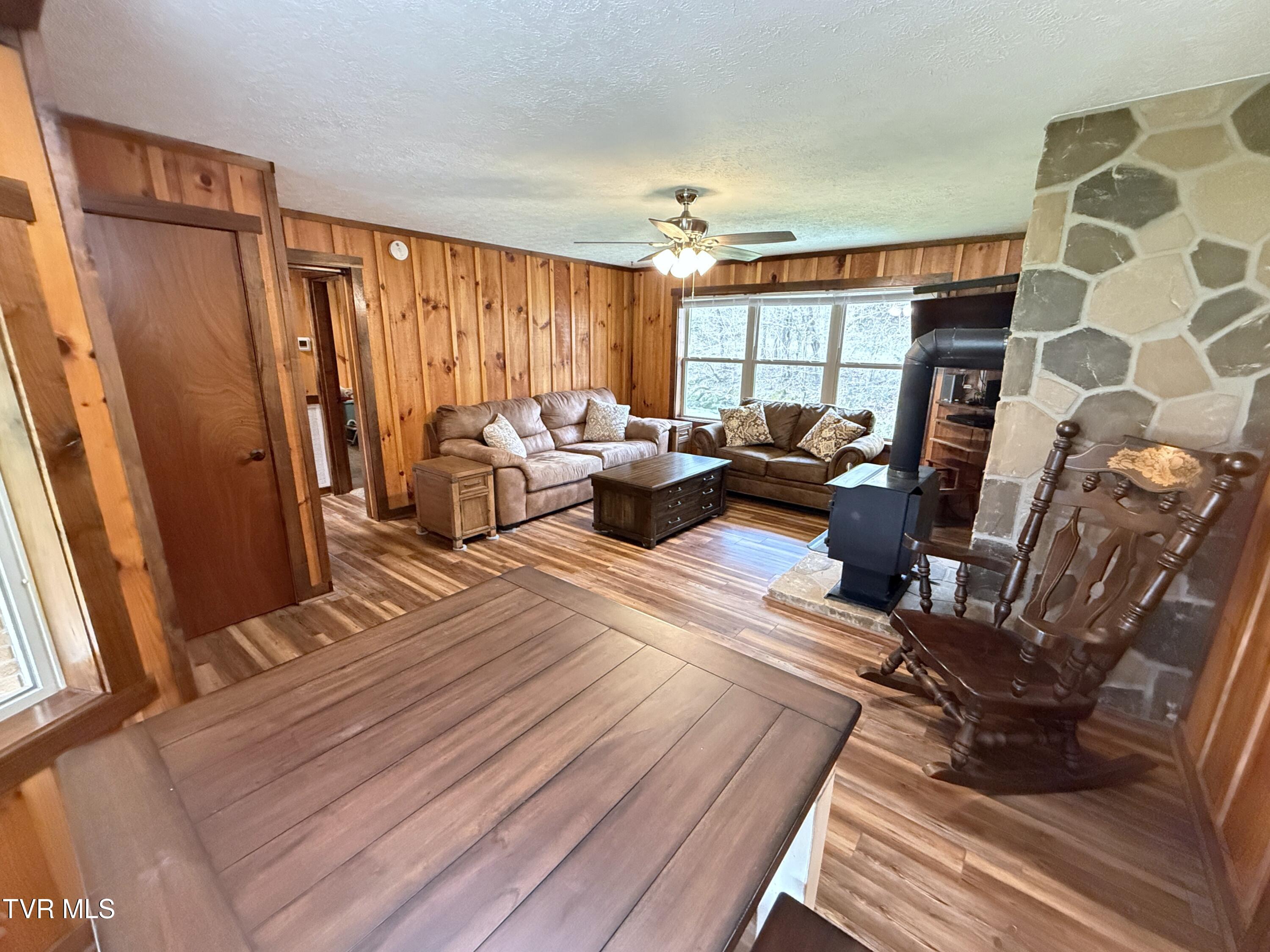 1059 Blue Mill Road Del Rio, TN 37727 - Photo 14 of 27 14