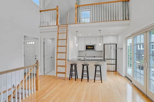 $850,000 | 136 Spring Street, Tisbury, MA 02568