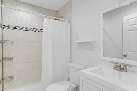 $850,000 | 136 Spring Street, Tisbury, MA 02568