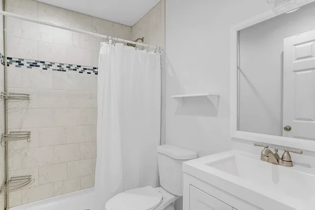 $850,000 | 136 Spring Street, Tisbury, MA 02568