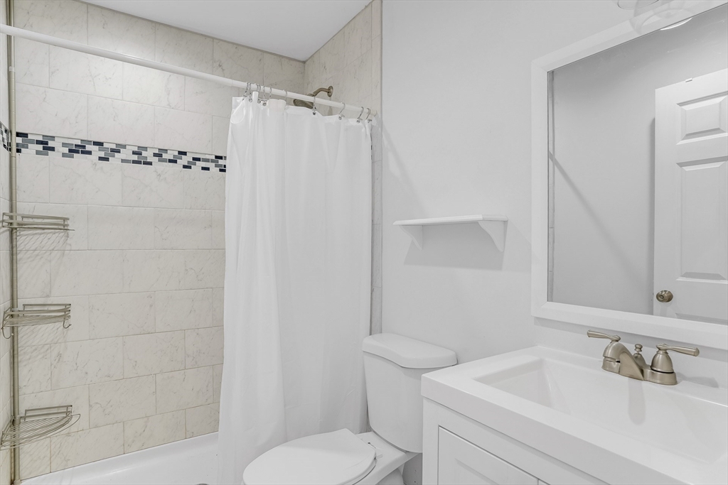 136 Spring Street Tisbury, MA 02568 - Photo 5 of 7