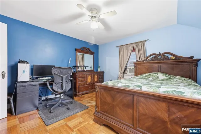 $699,000 | 118 Avenue B, Bayonne, NJ 07002