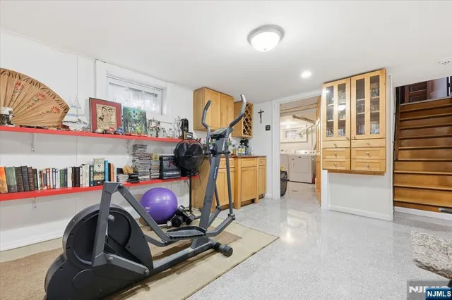 $699,000 | 118 Avenue B, Bayonne, NJ 07002