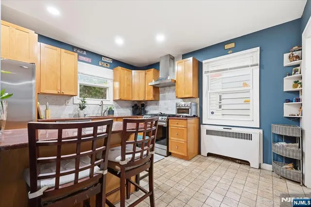 $699,000 | 118 Avenue B, Bayonne, NJ 07002