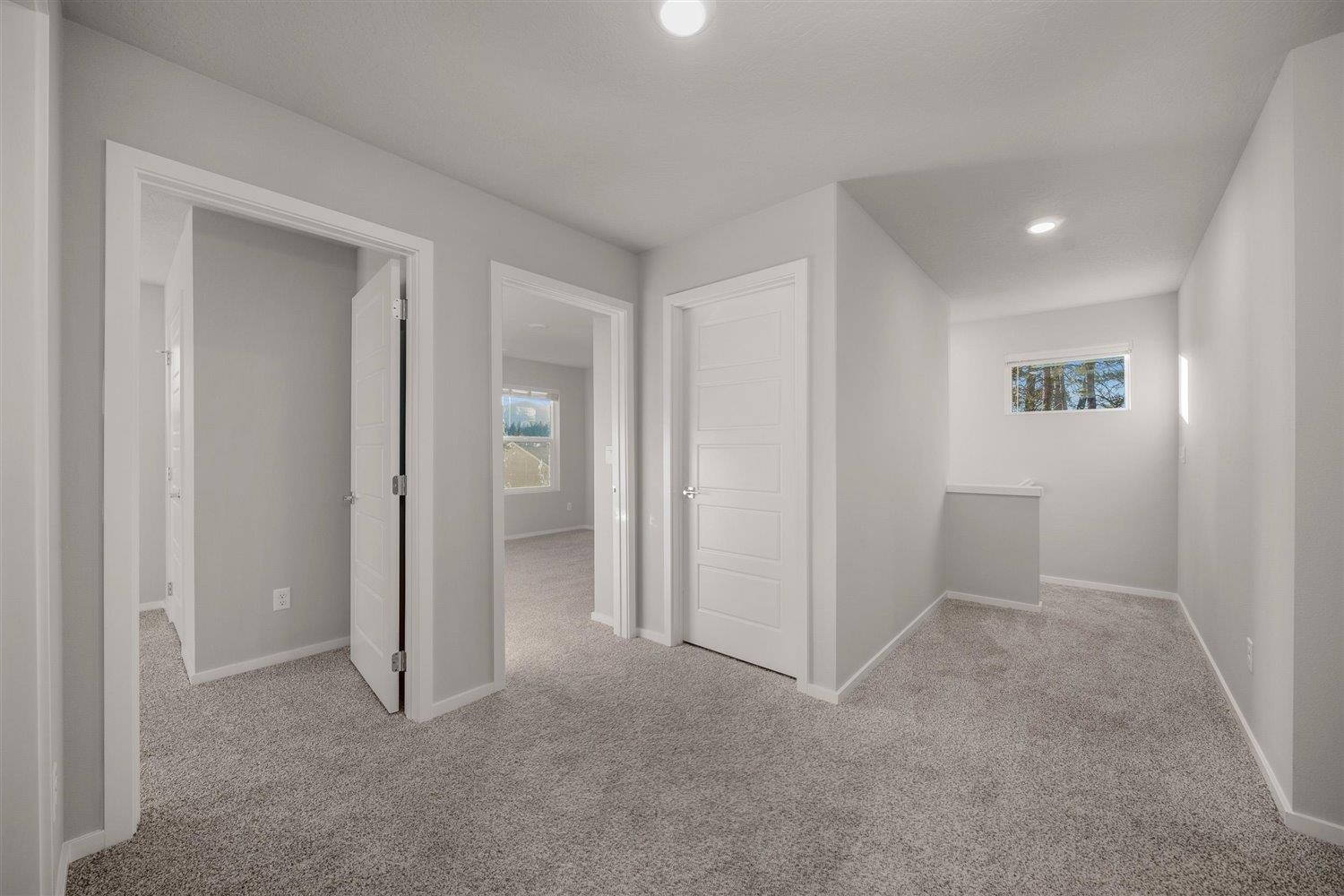 3561 South McCabe Lane Spokane, WA 99206 - Photo 12 of 23