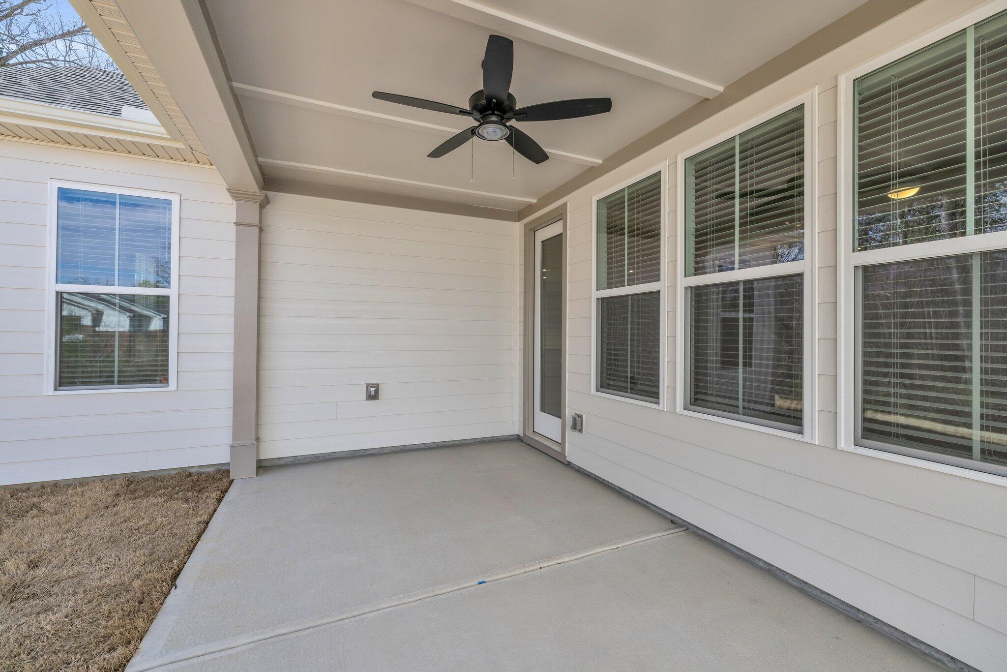 2592 Butlers Green Circle, Unit 9 Chattanooga, TN 37421 - Photo 21 of 24 Covered patio