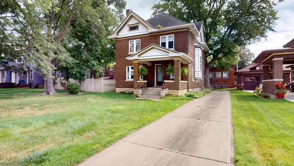 $299,900 | 311 Fountain Street, Albert Lea, MN 56007