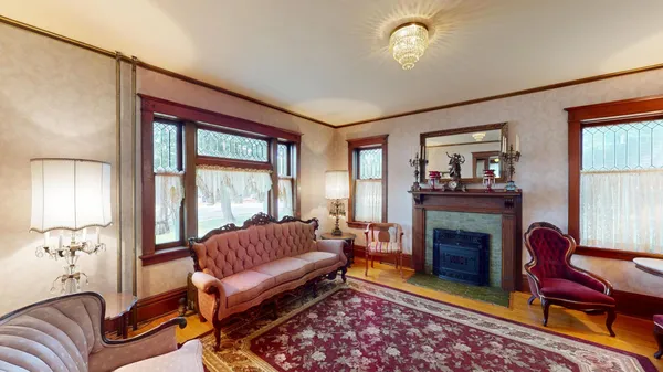 $299,900 | 311 Fountain Street, Albert Lea, MN 56007