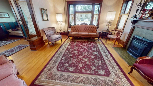 $299,900 | 311 Fountain Street, Albert Lea, MN 56007