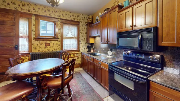 $299,900 | 311 Fountain Street, Albert Lea, MN 56007