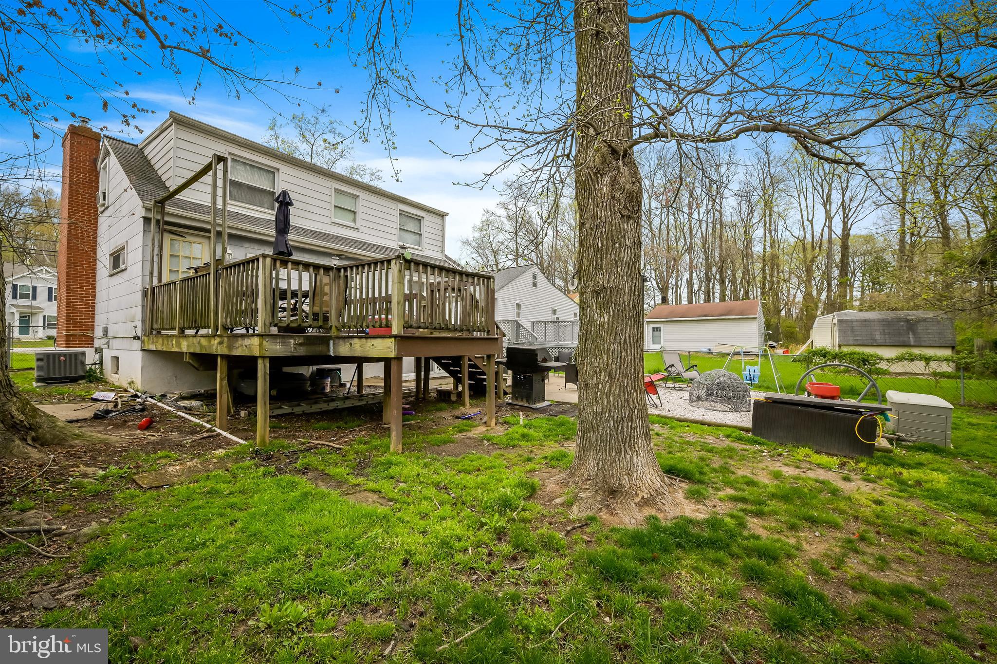 2025 Turkey Point Road Essex, MD 21221 - Photo 5 of 42 Gallery Image 5