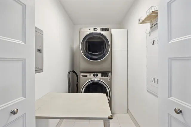 $3,395 | 1240 South 2nd Street, Unit 1003, Minneapolis, MN 55415