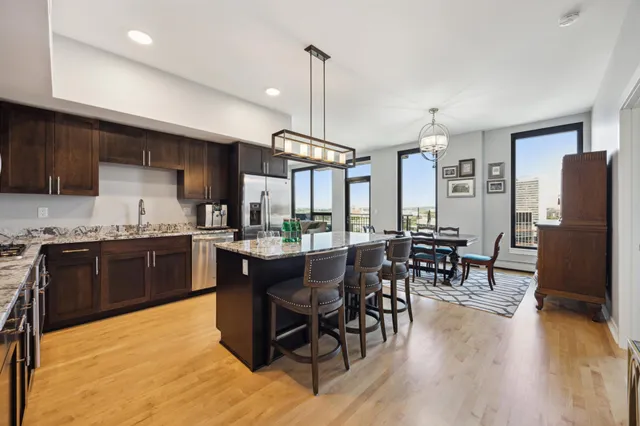$3,395 | 1240 South 2nd Street, Unit 1003, Minneapolis, MN 55415
