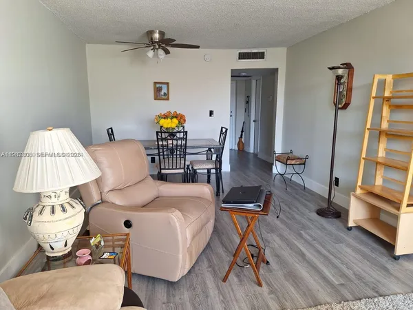 $135,000 | 6700 Cypress Road, Unit 409, Plantation, FL 33317