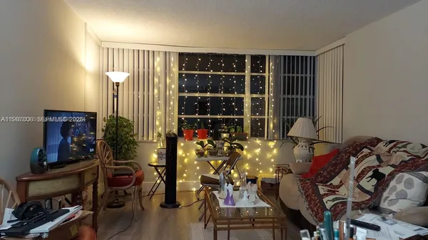 $135,000 | 6700 Cypress Road, Unit 409, Plantation, FL 33317