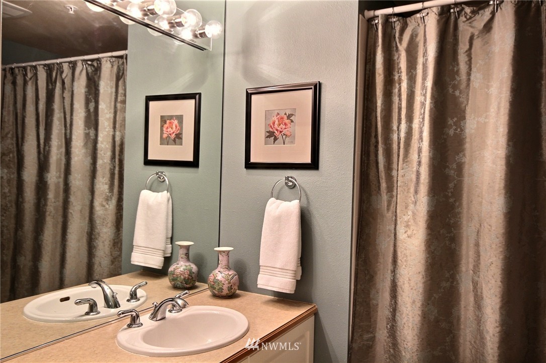 402 South 47th Street, Unit H Renton, WA 98055 - Photo 12 of 15