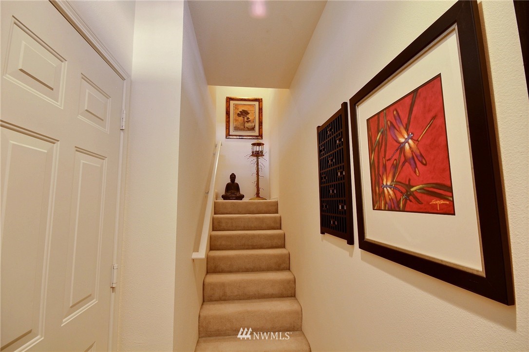 402 South 47th Street, Unit H Renton, WA 98055 - Photo 4 of 15