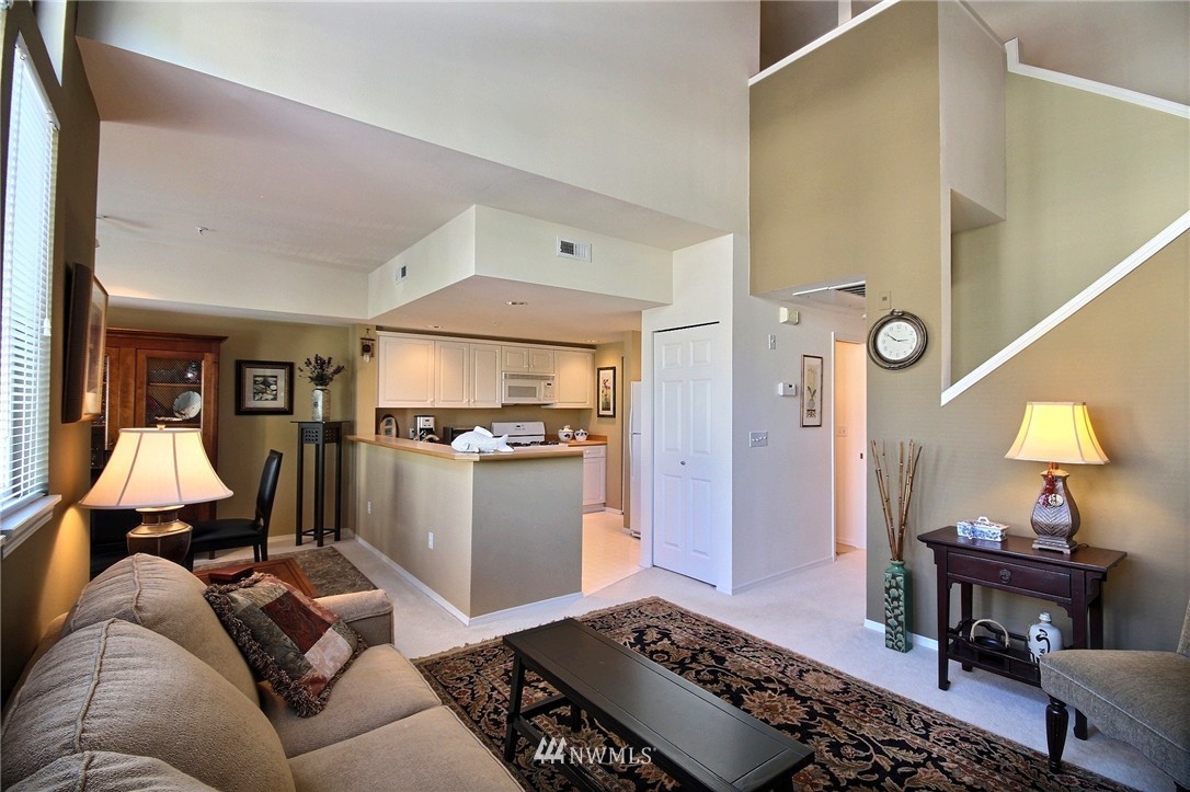 402 South 47th Street, Unit H Renton, WA 98055 - Photo 5 of 15