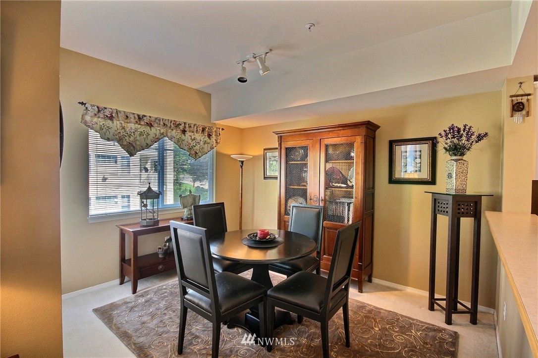 402 South 47th Street, Unit H Renton, WA 98055 - Photo 8 of 15