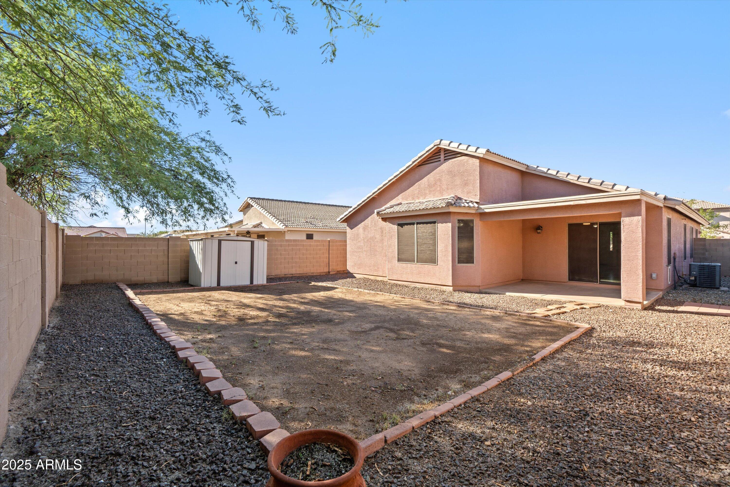 4335 West Apollo Road Laveen, AZ 85339 - Photo 26 of 34 27-Back of Home