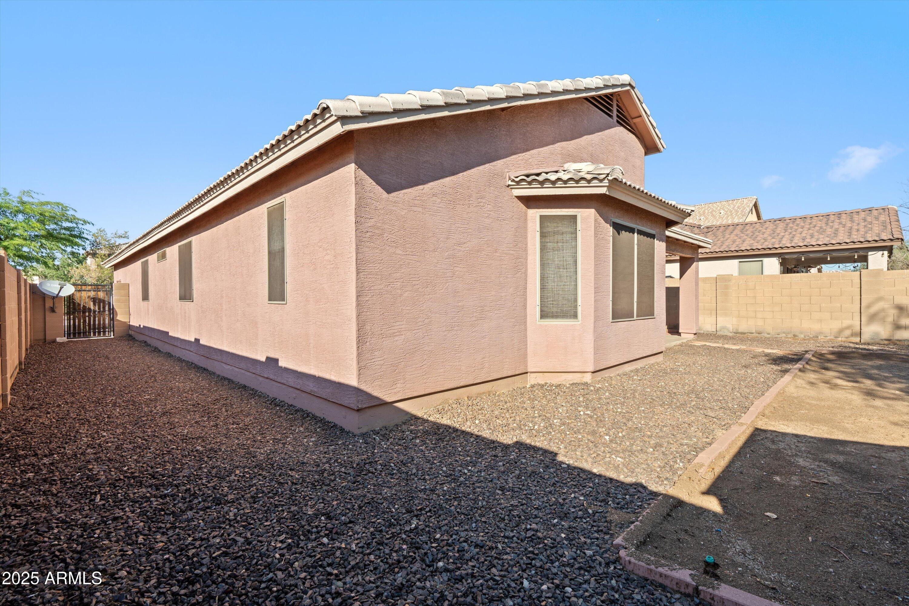 4335 West Apollo Road Laveen, AZ 85339 - Photo 28 of 34 29-Back of Home