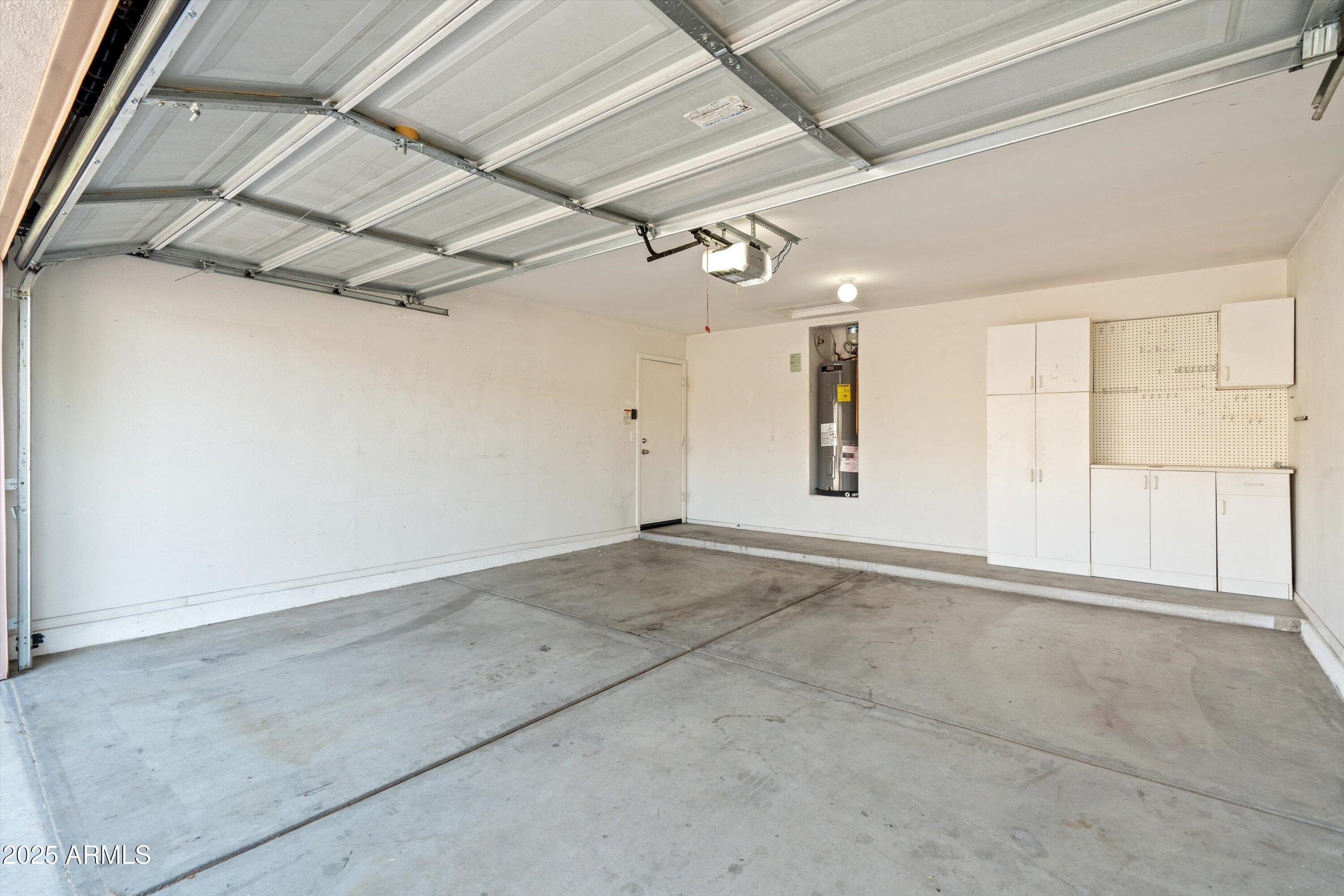 4335 West Apollo Road Laveen, AZ 85339 - Photo 29 of 34 30-Garage