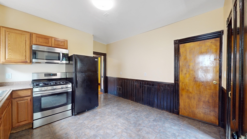 32 Thornton Street, Unit 2 Boston, MA 02119 - Photo 9 of 16