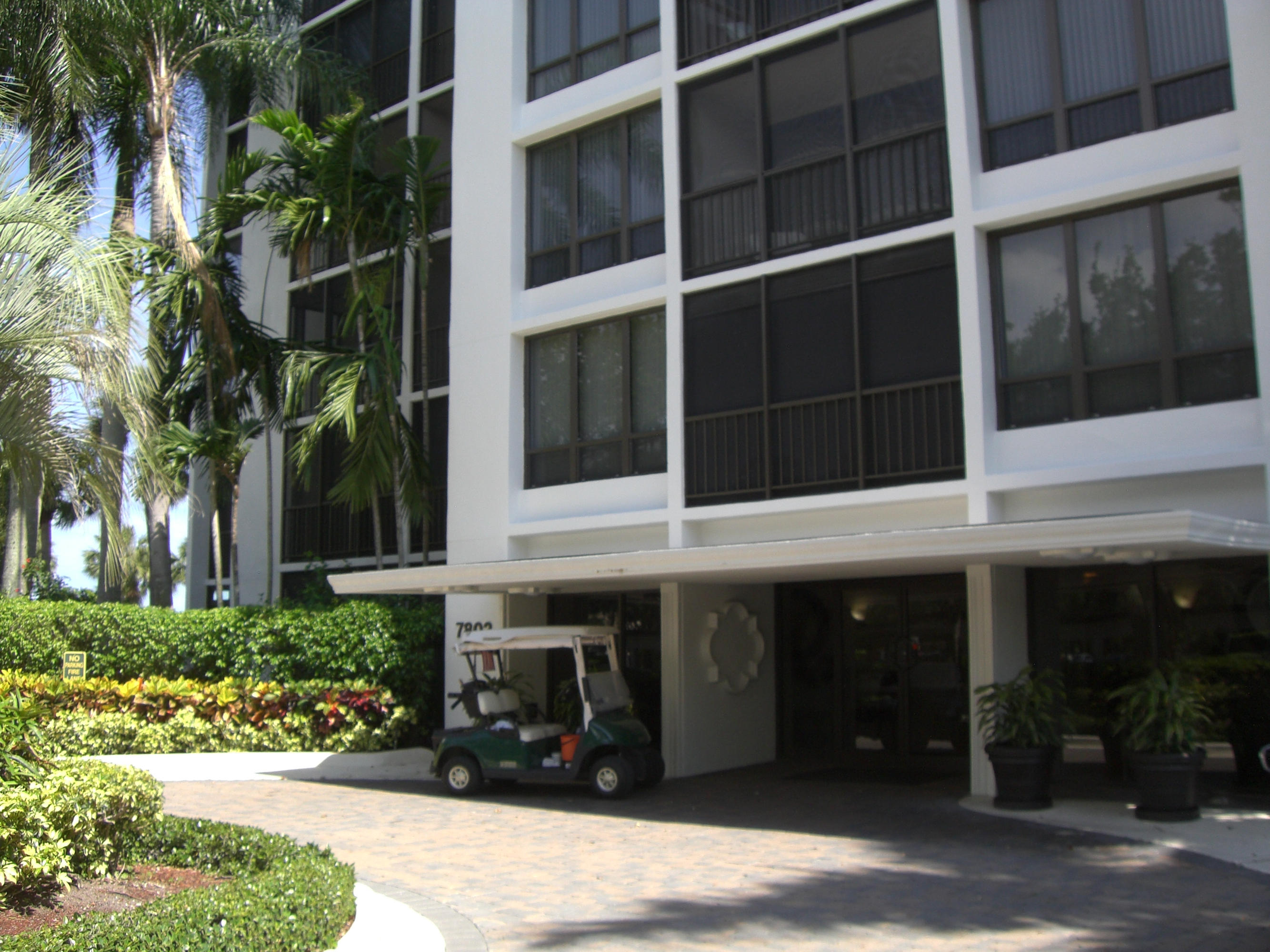 7802 Lakeside Boulevard, Unit 735 Boca Raton, FL 33434 - Photo 5 of 18 CIMG3996