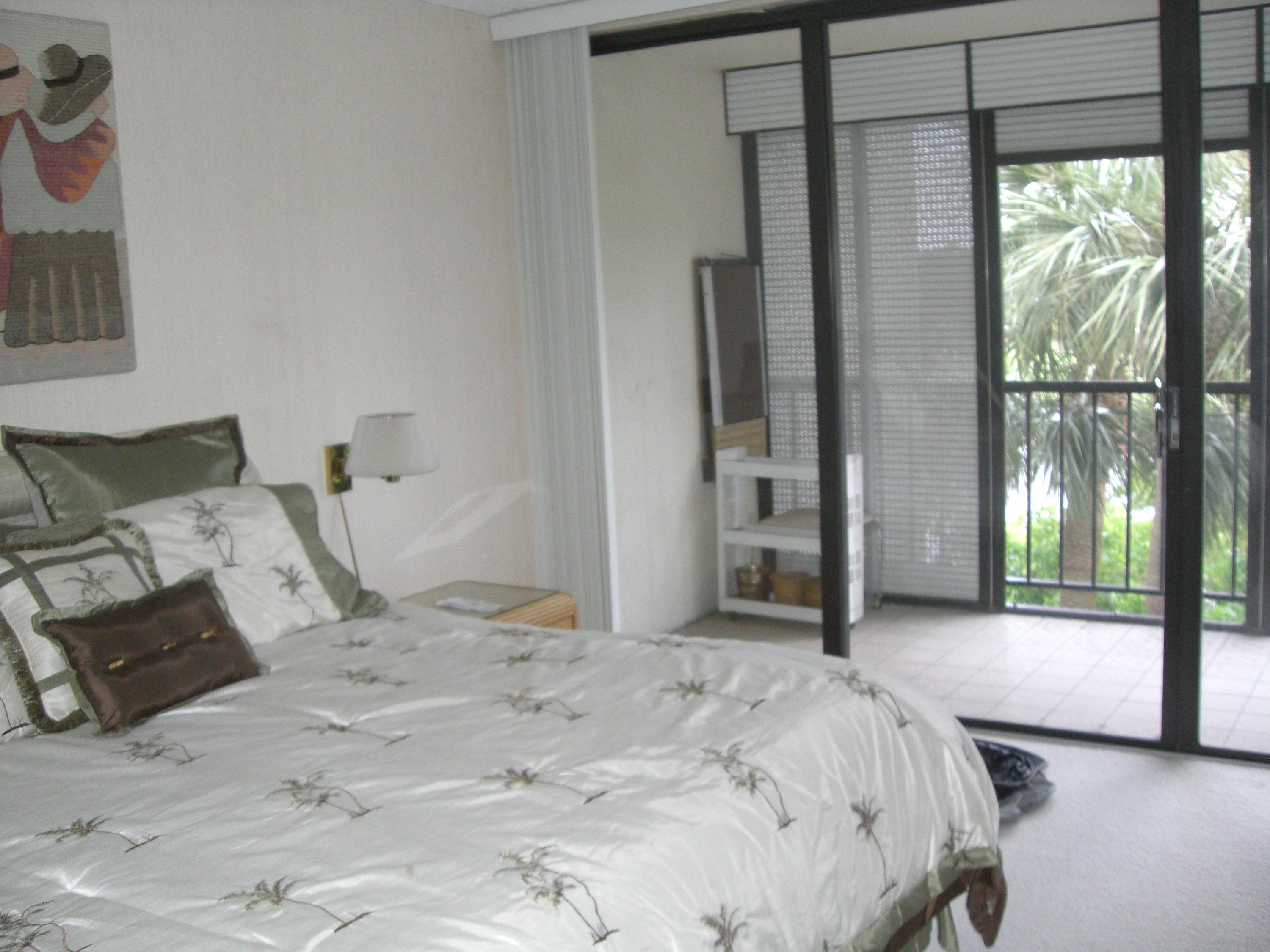 7802 Lakeside Boulevard, Unit 735 Boca Raton, FL 33434 - Photo 10 of 18 CIMG4008