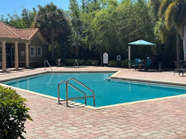 $169,900 | 433 Fountainhead Circle, Unit 192, Kissimmee, FL 34741