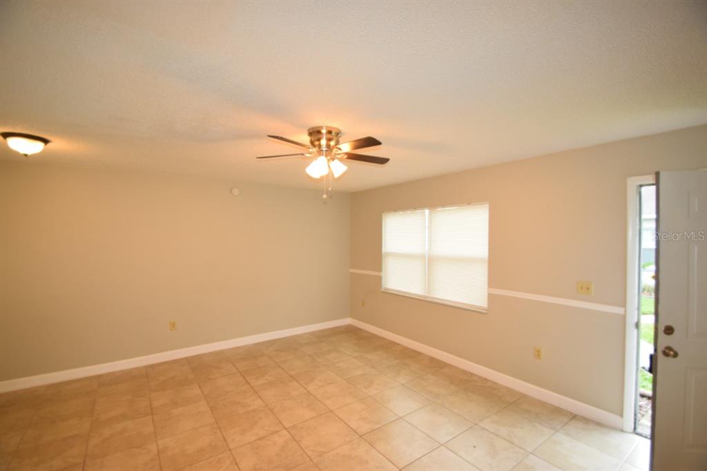 885 School House Road, Unit 885 Lakeland, FL 33813 - Photo 9 of 17