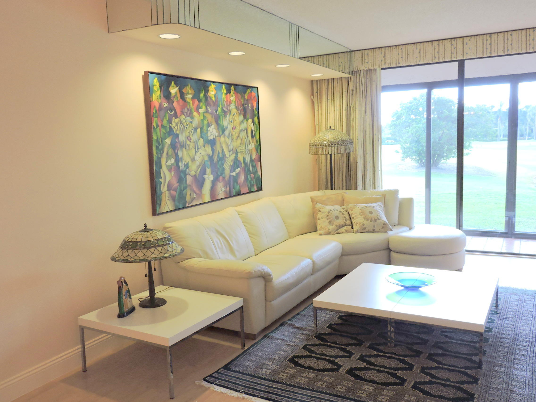 7720 La Mirada Drive Boca Raton, FL 33433 - Photo 4 of 27 Living room
