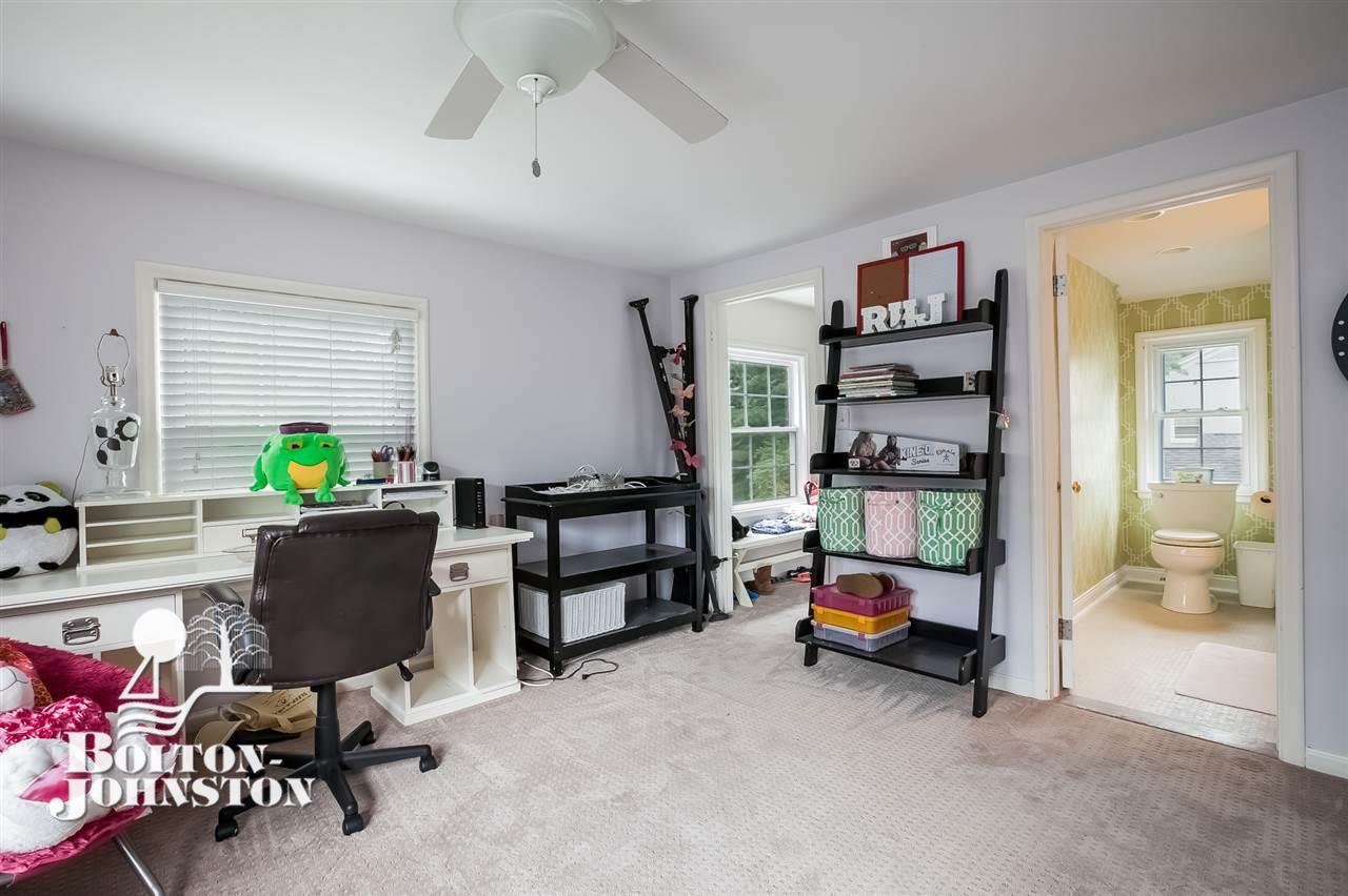 120 Stephens Road Grosse Pointe, MI 48236 - Photo 37 of 57 31294817-36.JPG