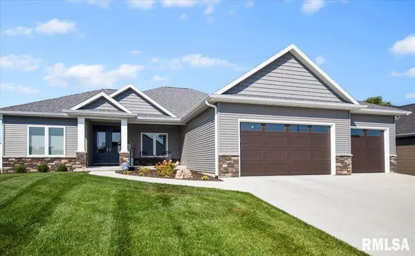 $725,000 | 2813 Richardson Drive, Springfield, IL 62711