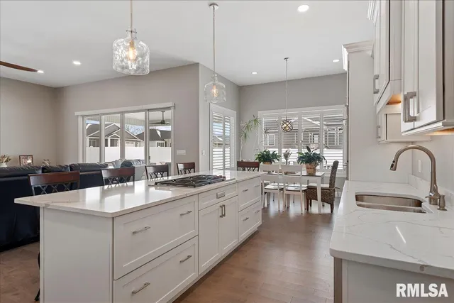 $750,000 | 2813 Richardson Drive, Springfield, IL 62711