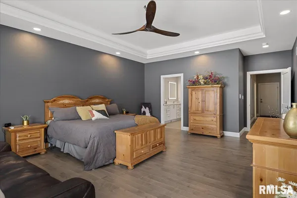 $725,000 | 2813 Richardson Drive, Springfield, IL 62711