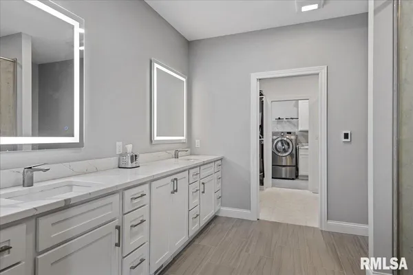 $725,000 | 2813 Richardson Drive, Springfield, IL 62711