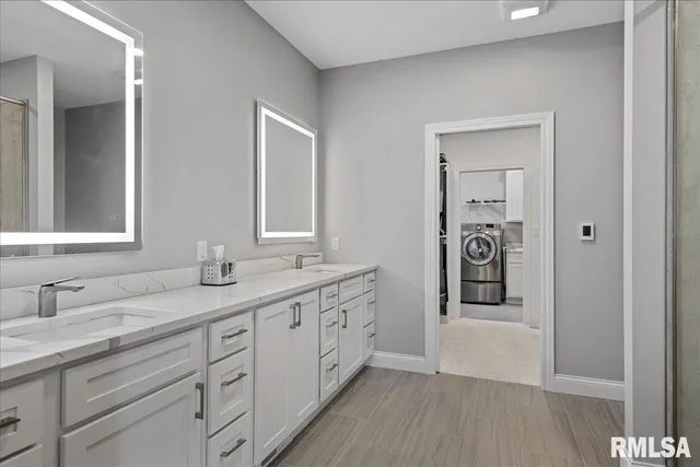 $750,000 | 2813 Richardson Drive, Springfield, IL 62711