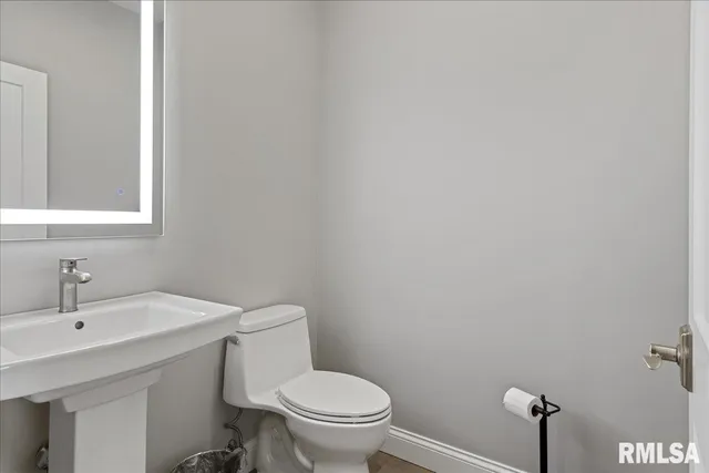 $750,000 | 2813 Richardson Drive, Springfield, IL 62711