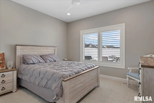 $725,000 | 2813 Richardson Drive, Springfield, IL 62711