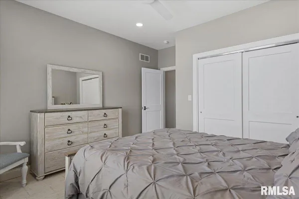 $725,000 | 2813 Richardson Drive, Springfield, IL 62711