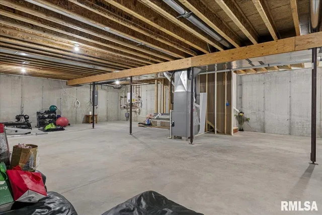 $750,000 | 2813 Richardson Drive, Springfield, IL 62711