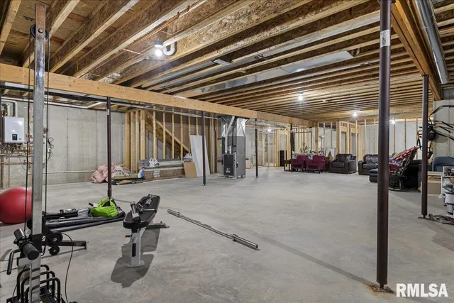 $750,000 | 2813 Richardson Drive, Springfield, IL 62711