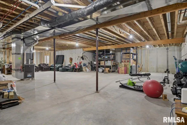 $725,000 | 2813 Richardson Drive, Springfield, IL 62711